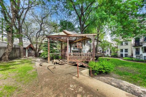 812 West 19th Street Chicago IL 60608