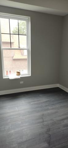 1023 East 45th Street Chicago IL 60653