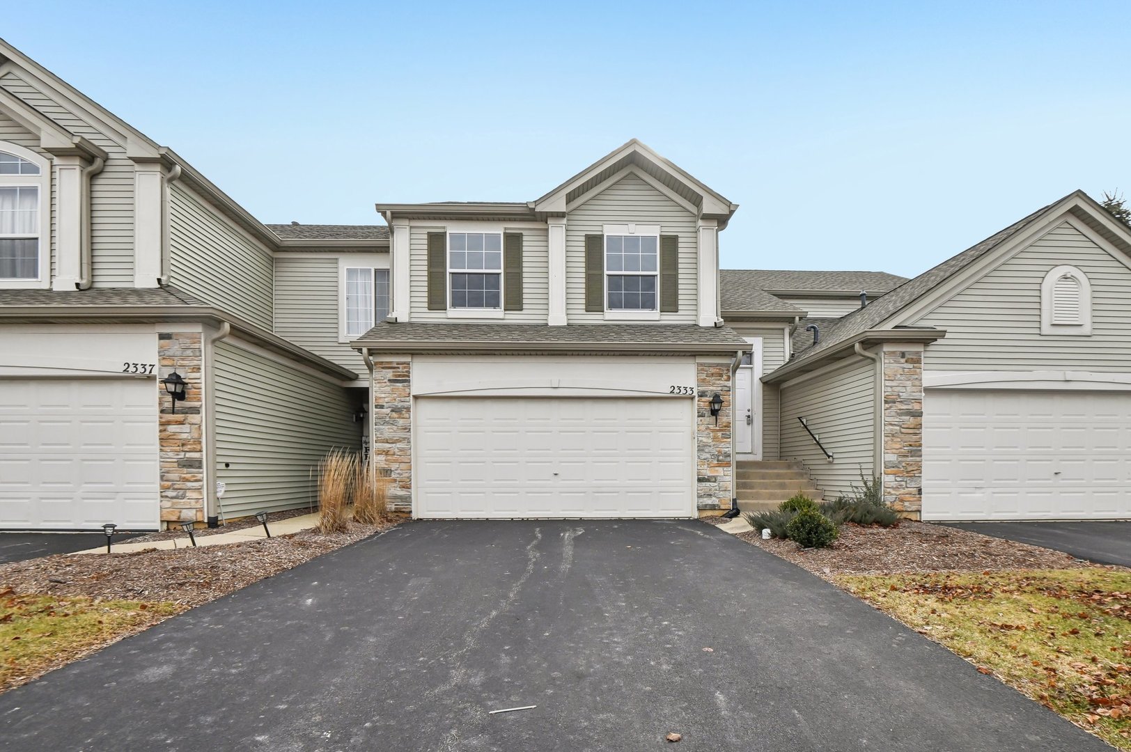 2333 Summerlin Drive Aurora IL 60503