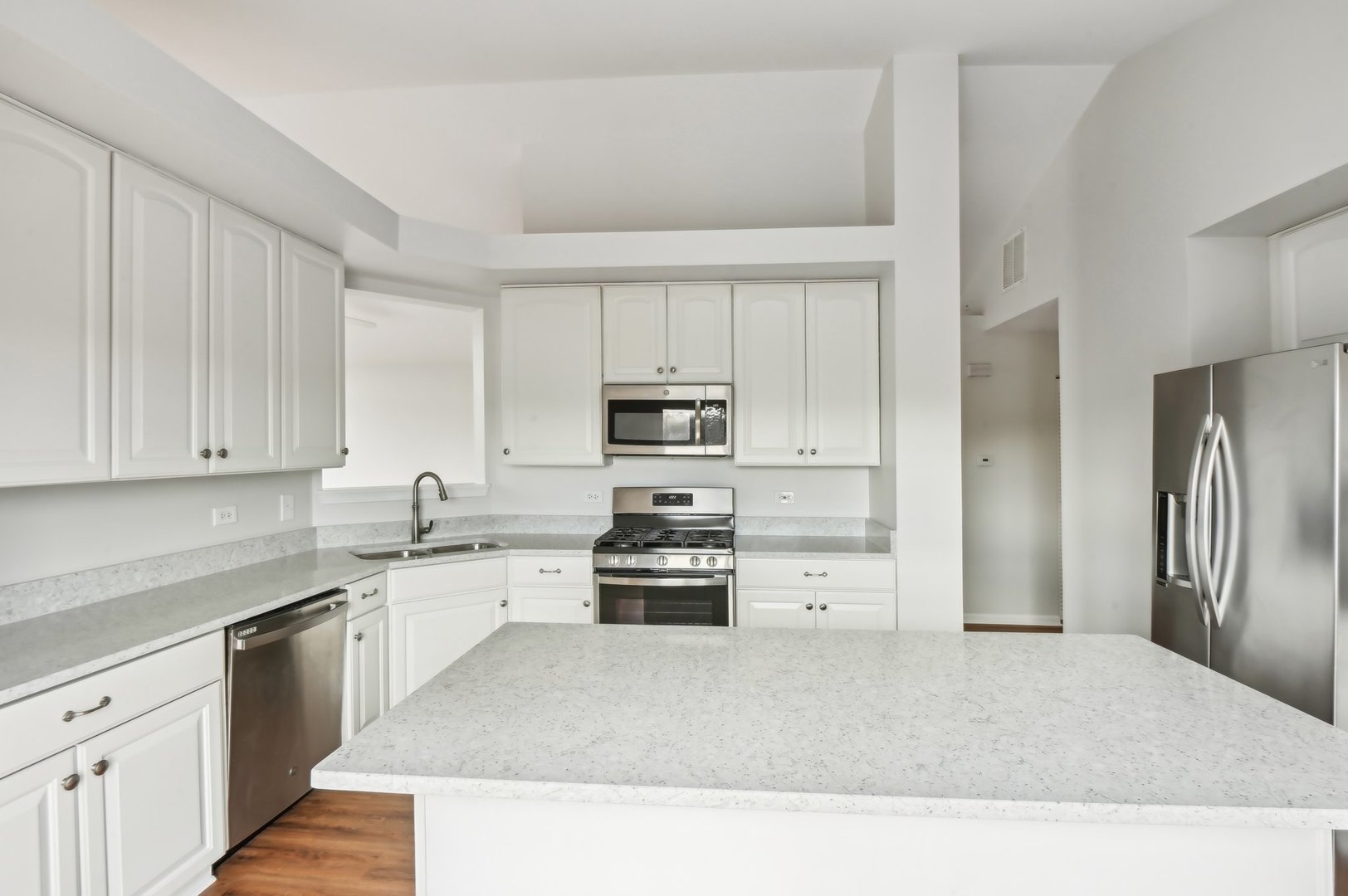 2333 Summerlin Drive Aurora IL 60503
