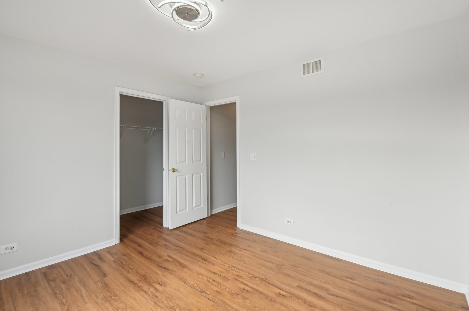 2333 Summerlin Drive Aurora IL 60503