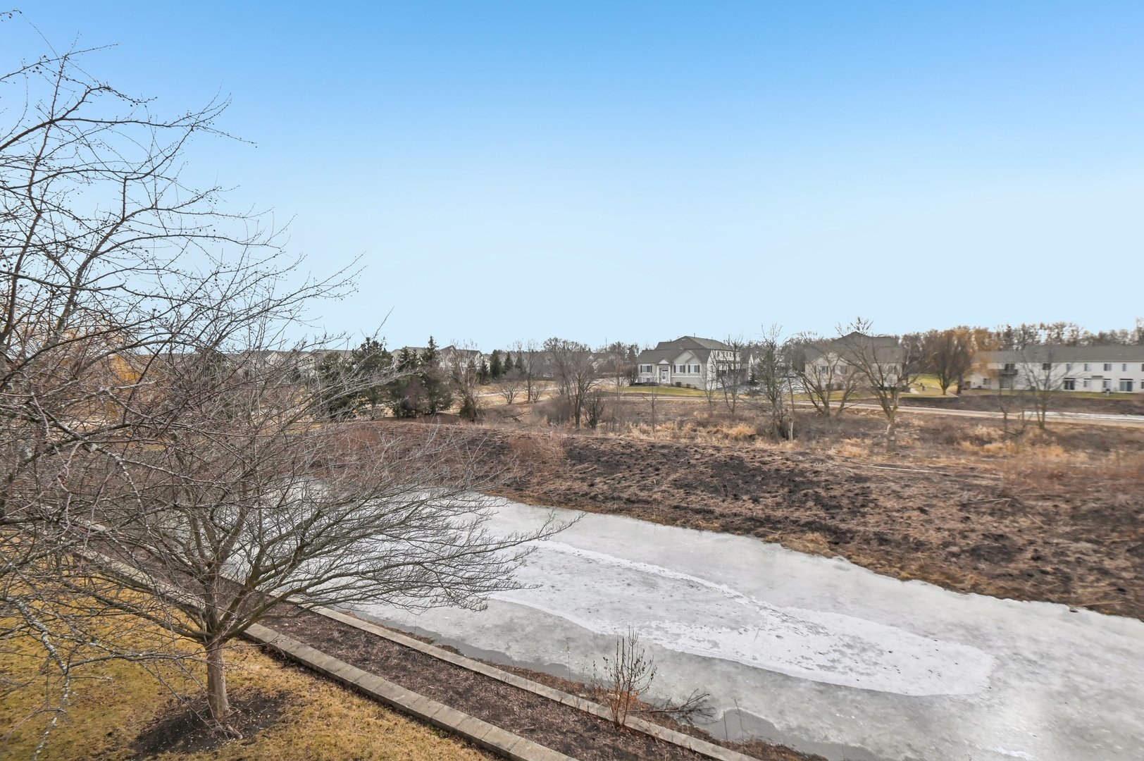 2333 Summerlin Drive Aurora IL 60503