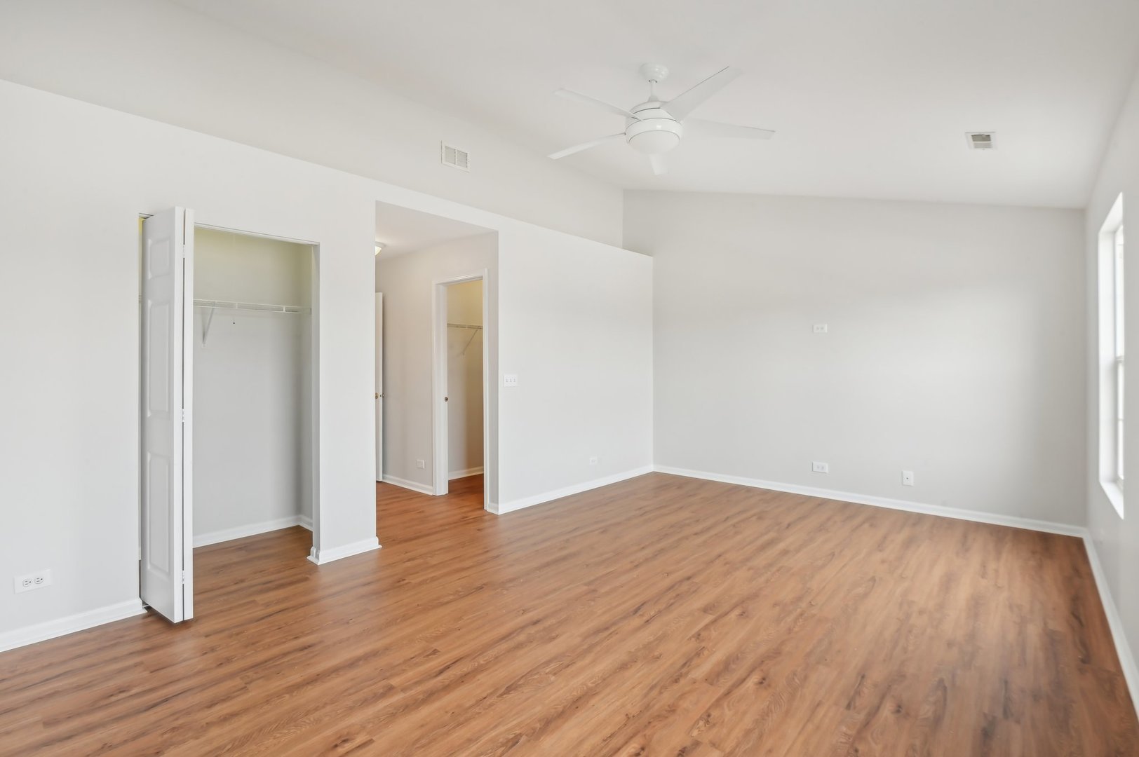 2333 Summerlin Drive Aurora IL 60503