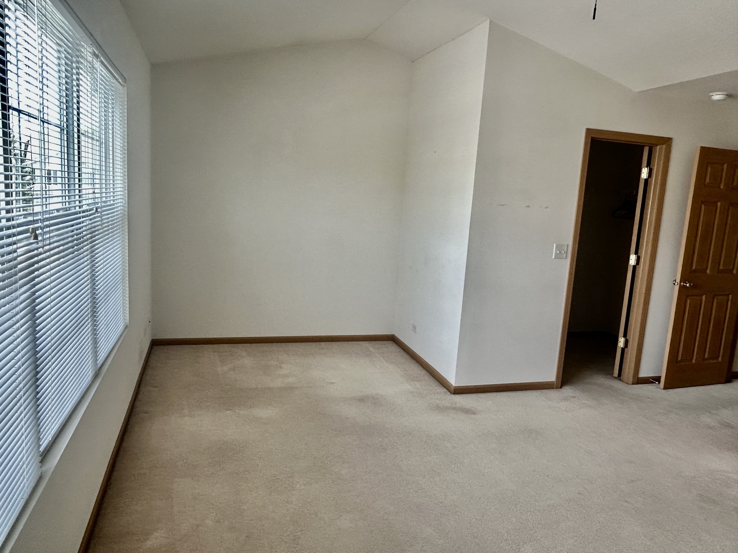 2482 Stoughton Circle Aurora IL 60502