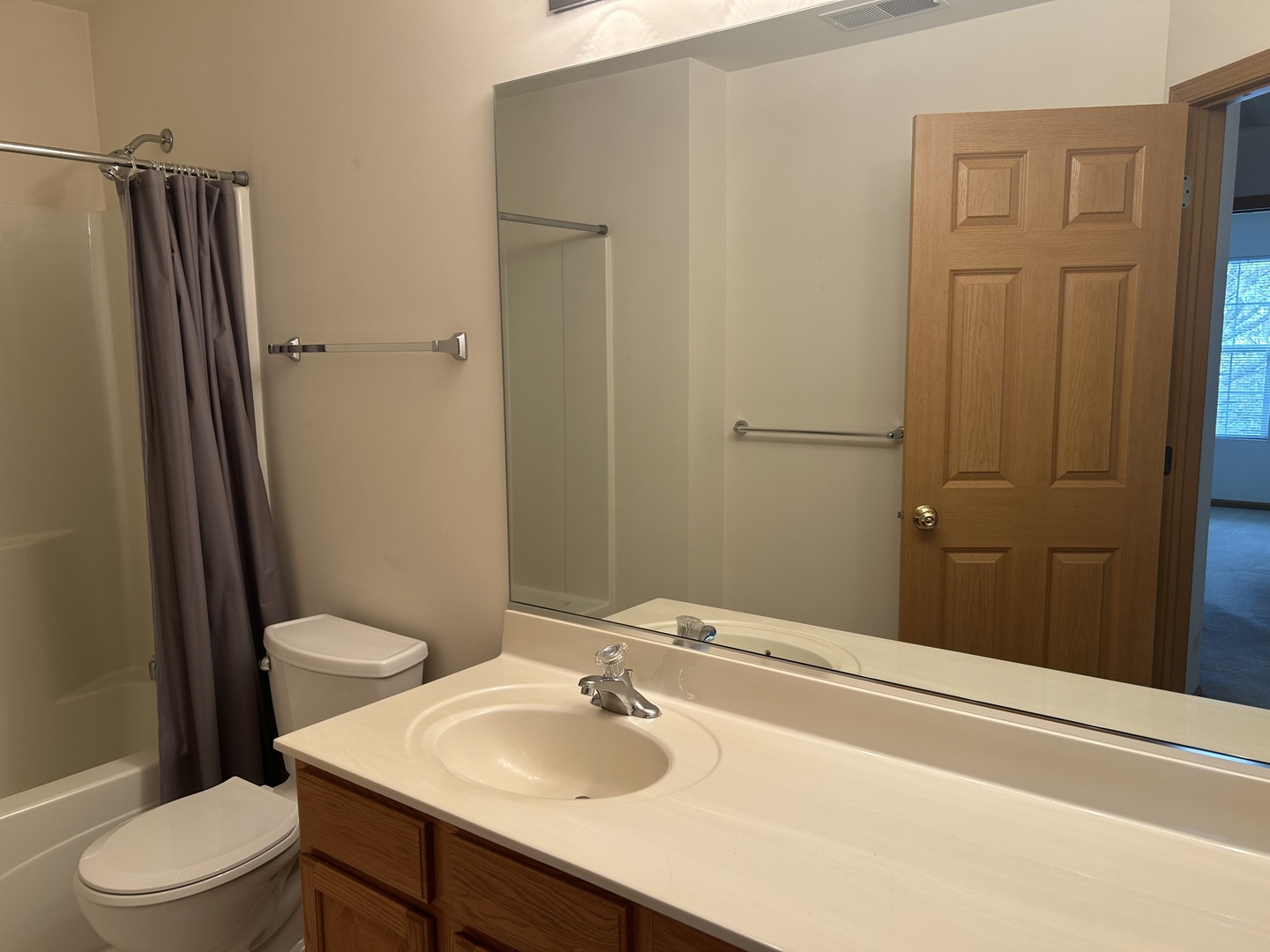 2482 Stoughton Circle Aurora IL 60502