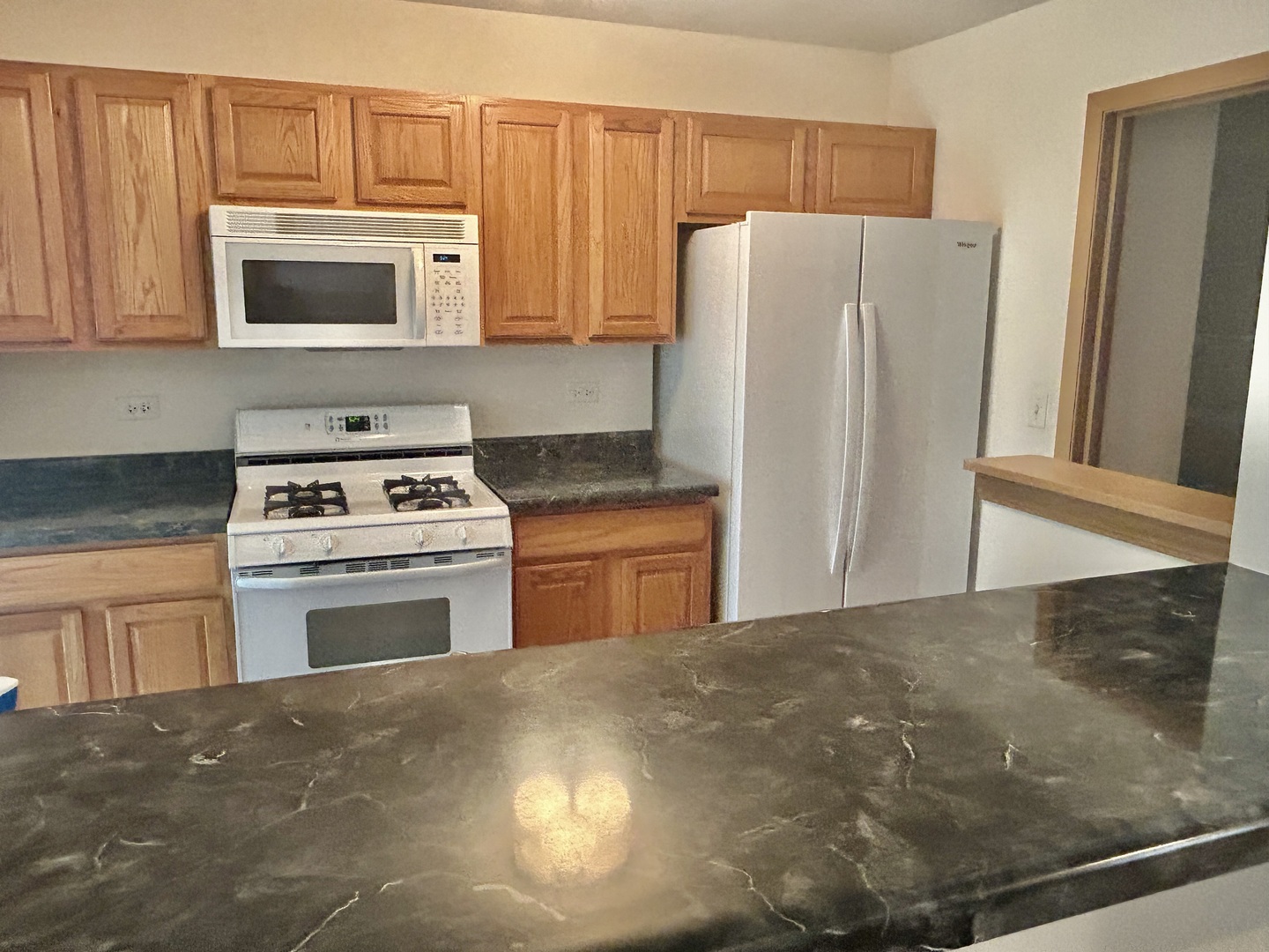 2482 Stoughton Circle Aurora IL 60502