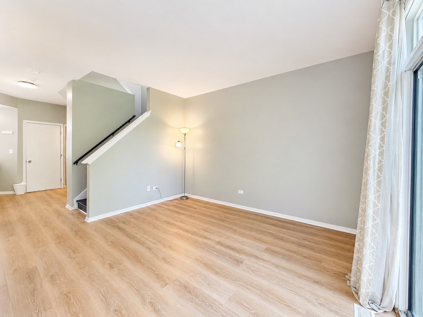 2912 White Thorn Circle Naperville IL 60564