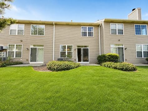 2912 White Thorn Circle Naperville IL 60564