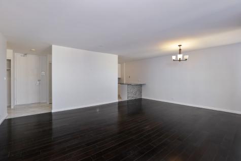 5701 North Sheridan Road Chicago IL 60660