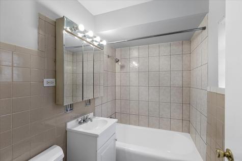 6256 West 64th Place Chicago IL 60638