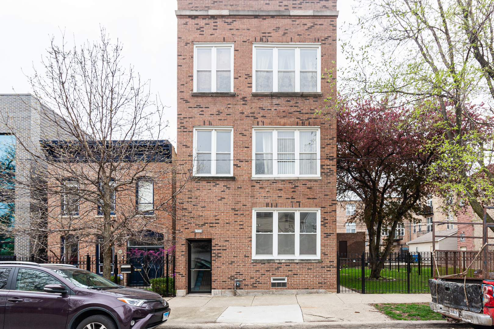 1922 North Wilmot Avenue Chicago IL 60647