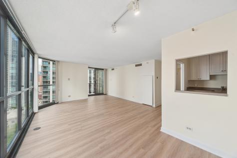 10 East Ontario Street Chicago IL 60611