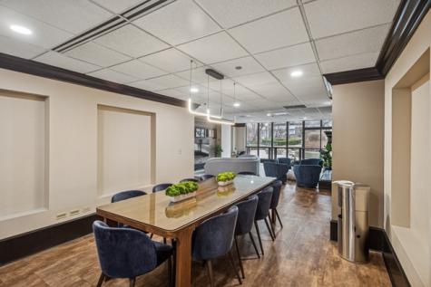 10 East Ontario Street Chicago IL 60611