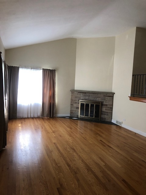 806 South Summit Avenue Villa Park IL 60181
