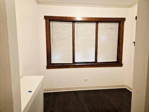 7826 South Bennett Avenue Chicago IL 60649