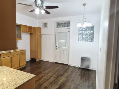 7826 South Bennett Avenue Chicago IL 60649