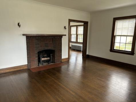 994 Greenview Avenue Des Plaines IL 60016