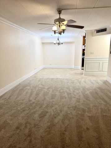 300 South Roselle Road Schaumburg IL 60193