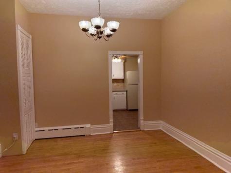 71 Park Row Elgin IL 60120