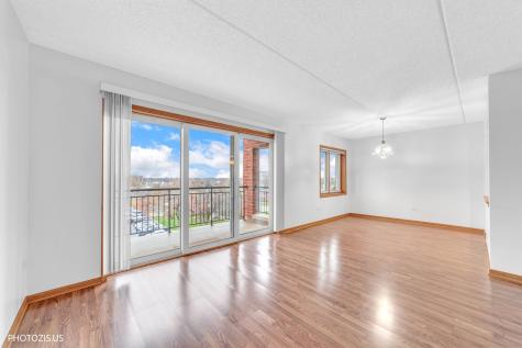 5555 North Cumberland Avenue Chicago IL 60656