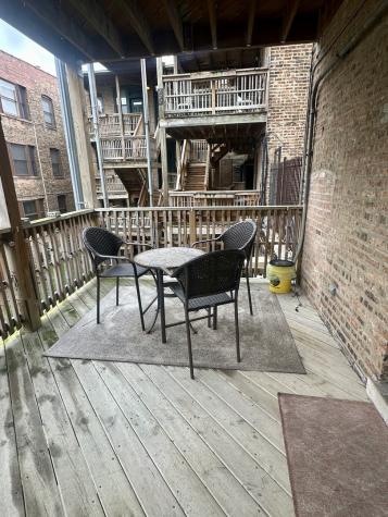 1048 West Bryn Mawr Avenue Chicago IL 60660