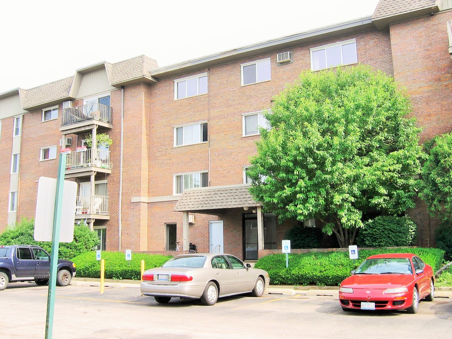 2300 Beau Monde Terrace Lisle IL 60532