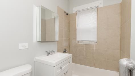 2722 West Rosemont Avenue Chicago IL 60659