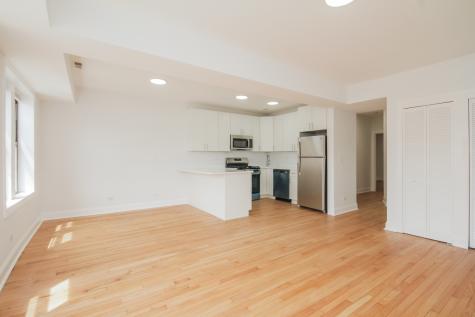 3735 North Kimball Avenue Chicago IL 60618