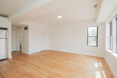 3735 North Kimball Avenue Chicago IL 60618