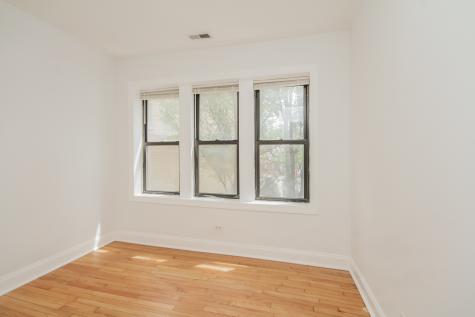 3735 North Kimball Avenue Chicago IL 60618