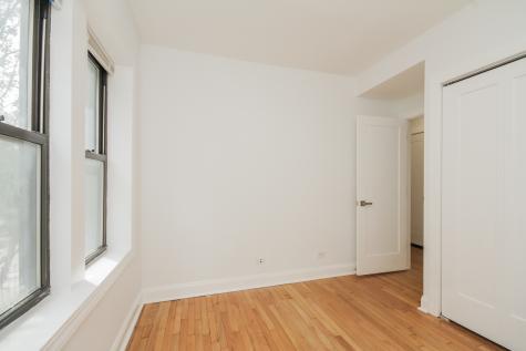 3735 North Kimball Avenue Chicago IL 60618