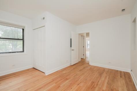 3735 North Kimball Avenue Chicago IL 60618