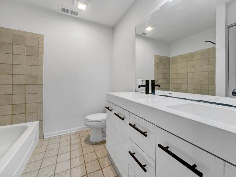 1089 Ellsworth Drive Grayslake IL 60030