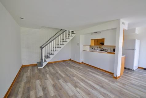 1483 Cornell Court Hoffman Estates IL 60169