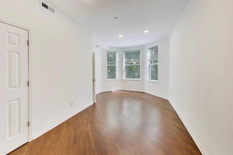 3308 North Racine Avenue Chicago IL 60657