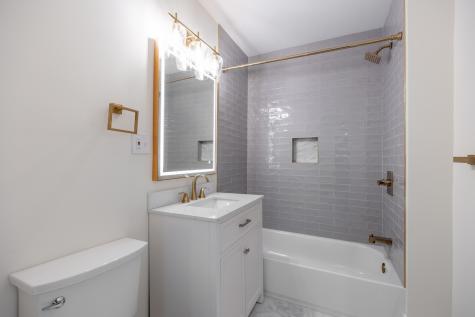 4638 North Hamilton Avenue Chicago IL 60625