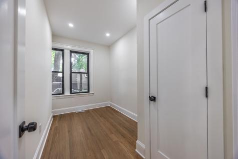 4638 North Hamilton Avenue Chicago IL 60625
