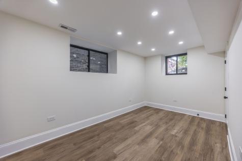 4638 North Hamilton Avenue Chicago IL 60625