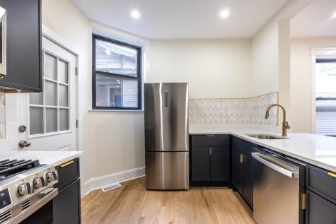 4638 North Hamilton Avenue Chicago IL 60625