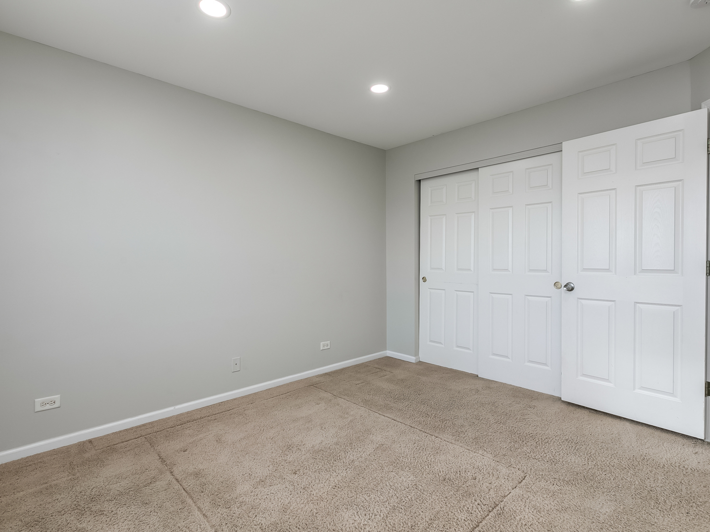 2331 Overlook Court Naperville IL 60563