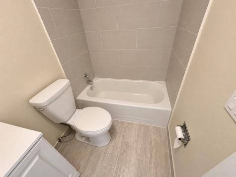 6235 North Mozart Street Chicago IL 60659