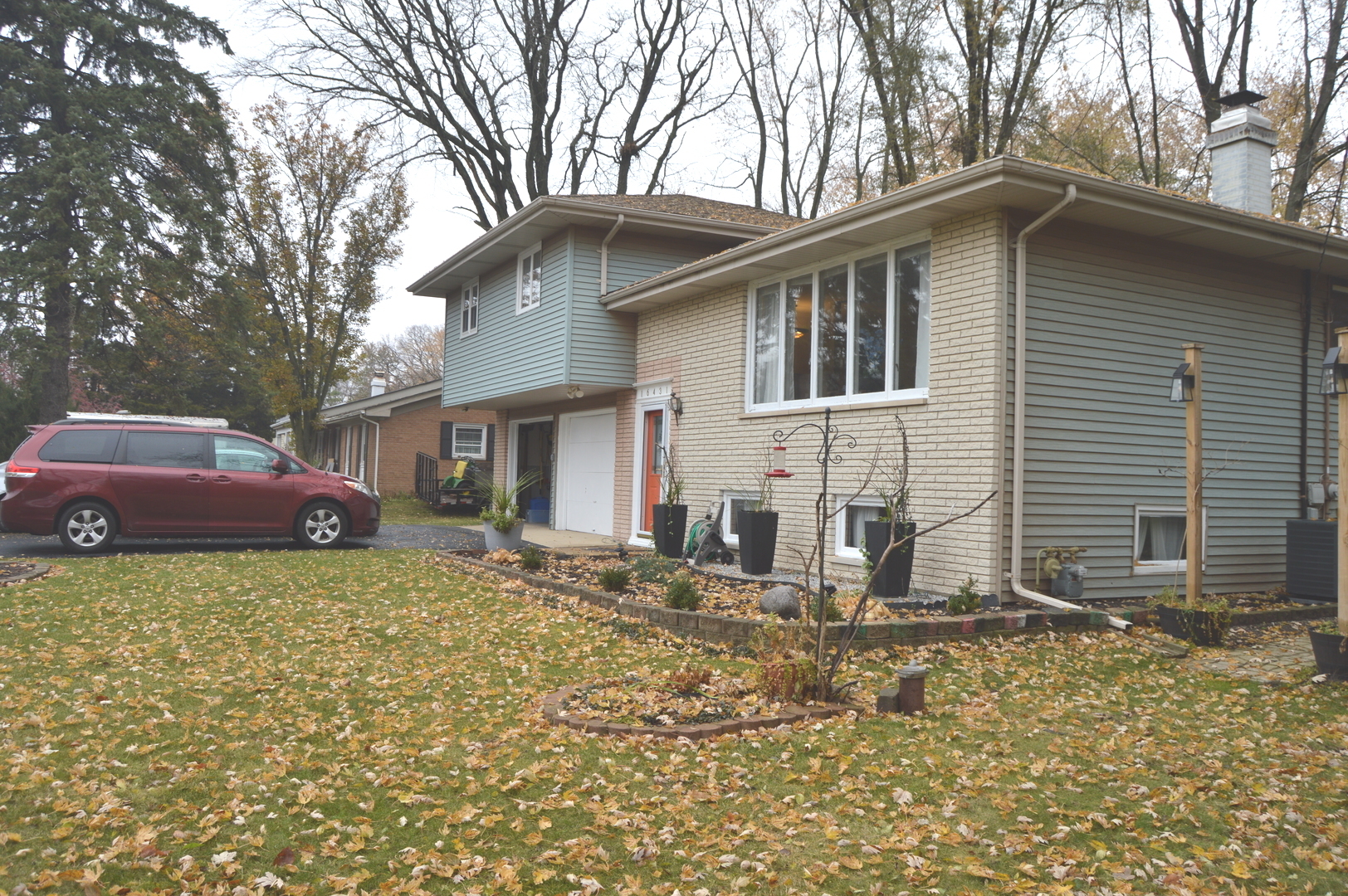 16431 South Mayleon Drive Plainfield IL 60586