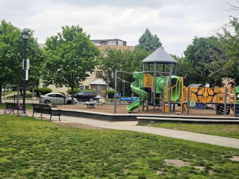 5511 North Chester Avenue Chicago IL 60656