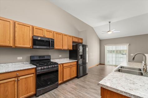 1978 Eagle Drive Morris IL 60450