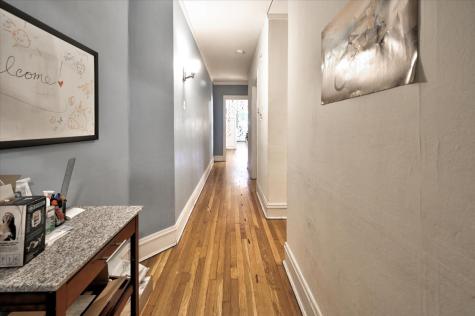 5422 South University Avenue Chicago IL 60615