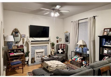 854 West George Street Chicago IL 60657