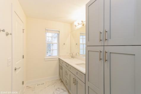 738 Derby Lane Barrington IL 60010