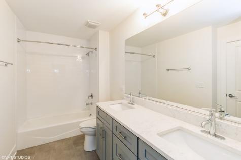 738 Derby Lane Barrington IL 60010