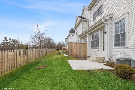 738 Derby Lane Barrington IL 60010