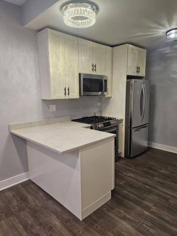 831 South Western Avenue Chicago IL 60612